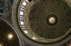 Купол собора Св. Петра изнутри..jpg (20633 bytes)